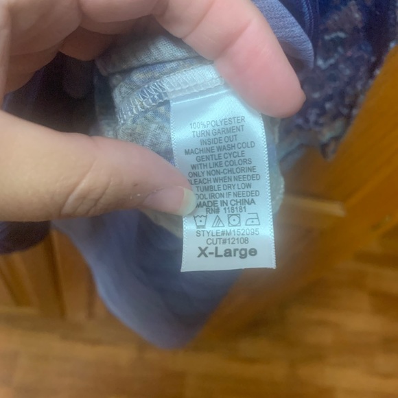 Top - Picture 3 of 3